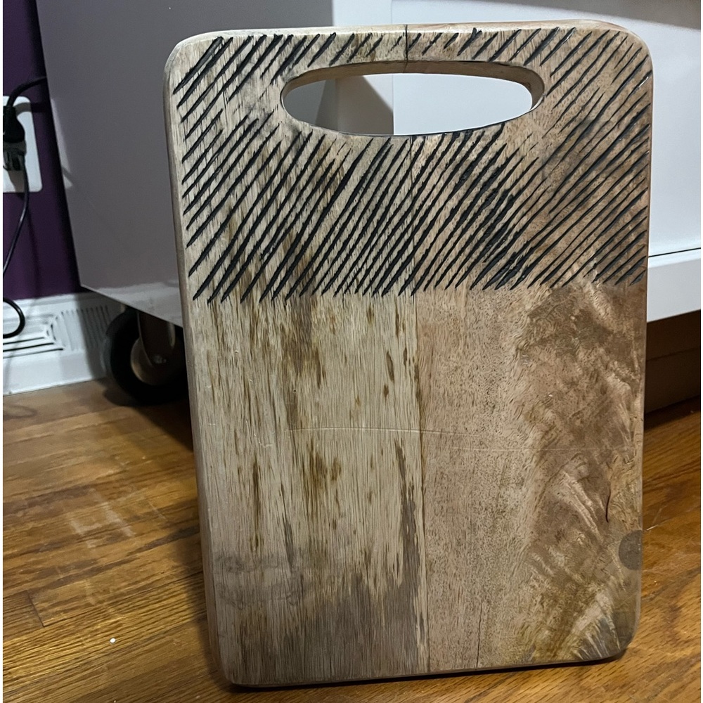 NEW partial zebra stripe cutting board with handle…15”x10”